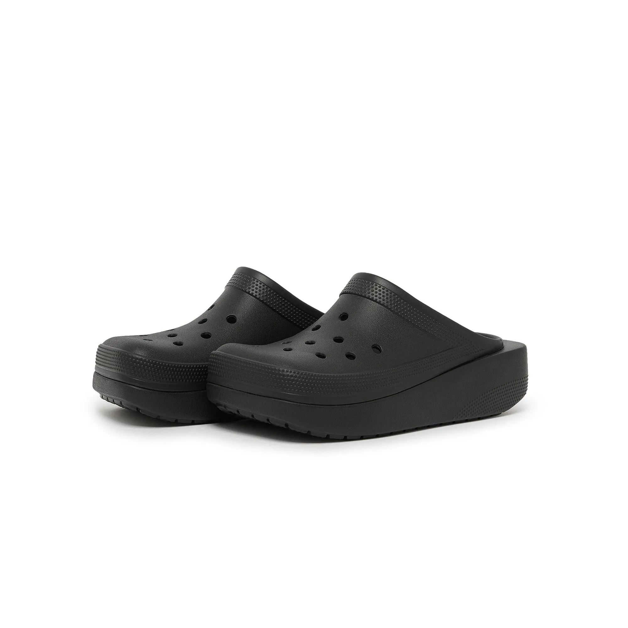 Crocs Classic Blunt Toe Clogs