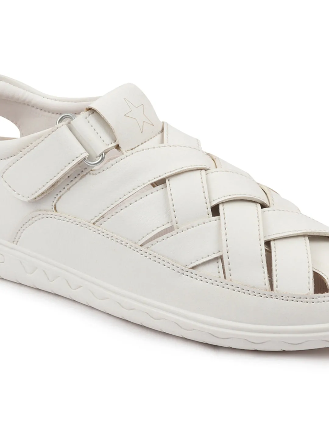 Men White Criss Cross Strap Shoe Style Sandals