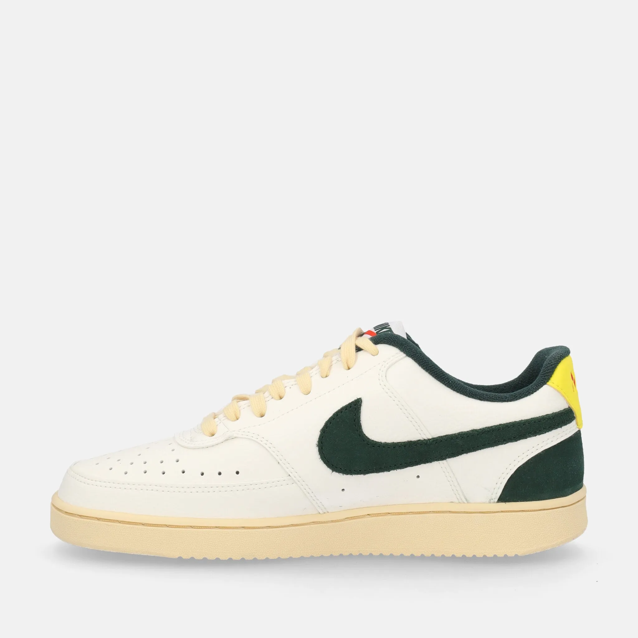 NIKE COURT VISION LOW